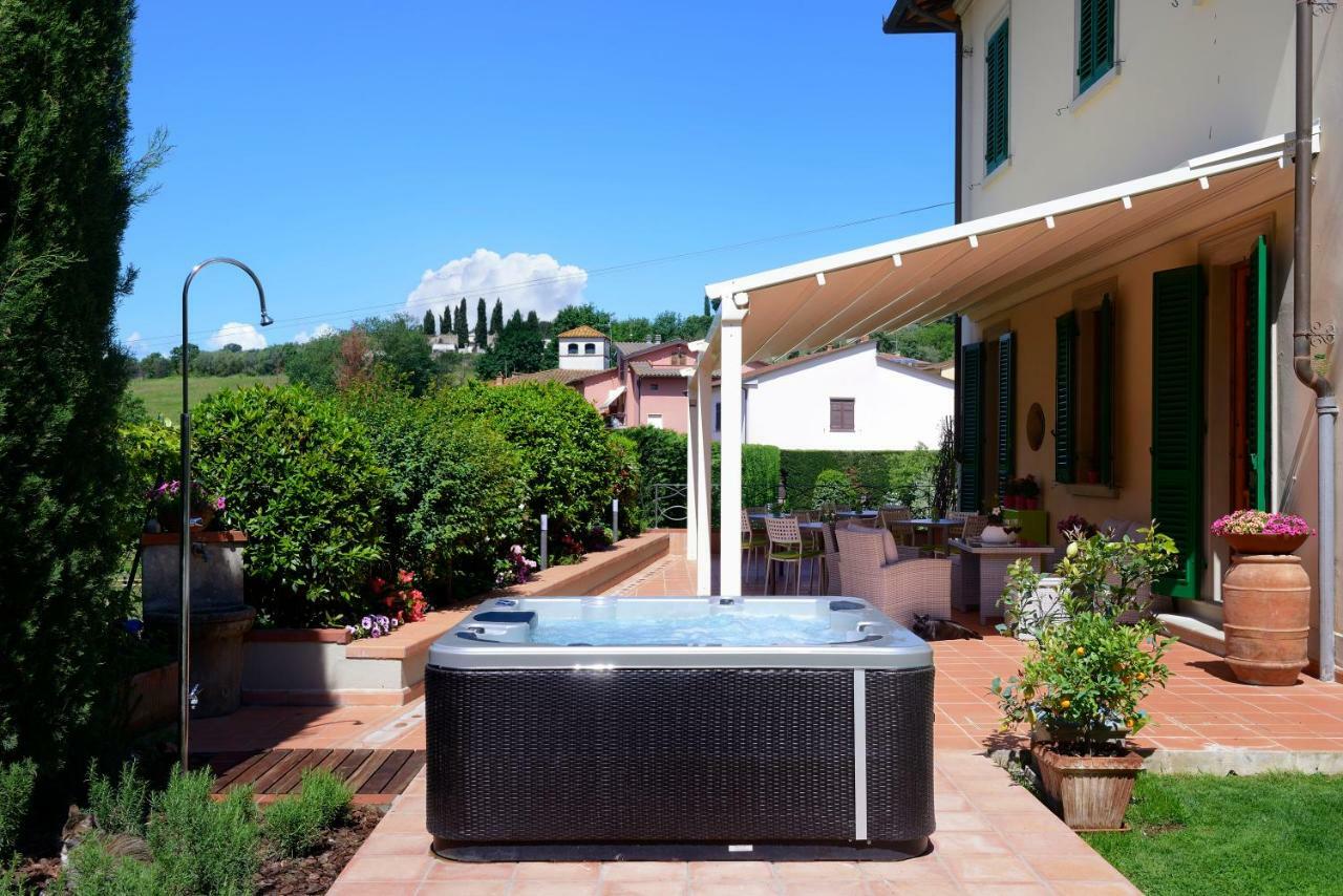 Villa Le Facezie B&B Terranuova Bracciolini Exterior photo